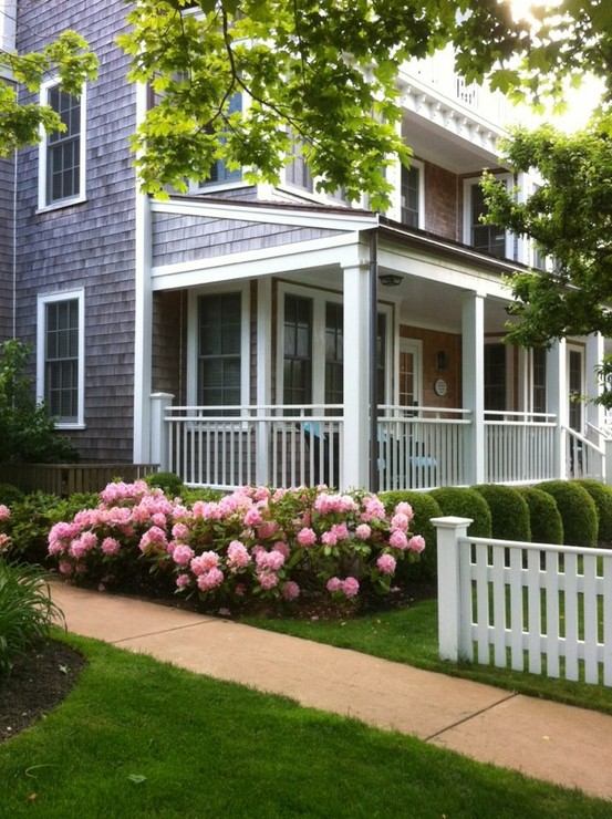 front yard design ideas white picket fence pink hydrangeas