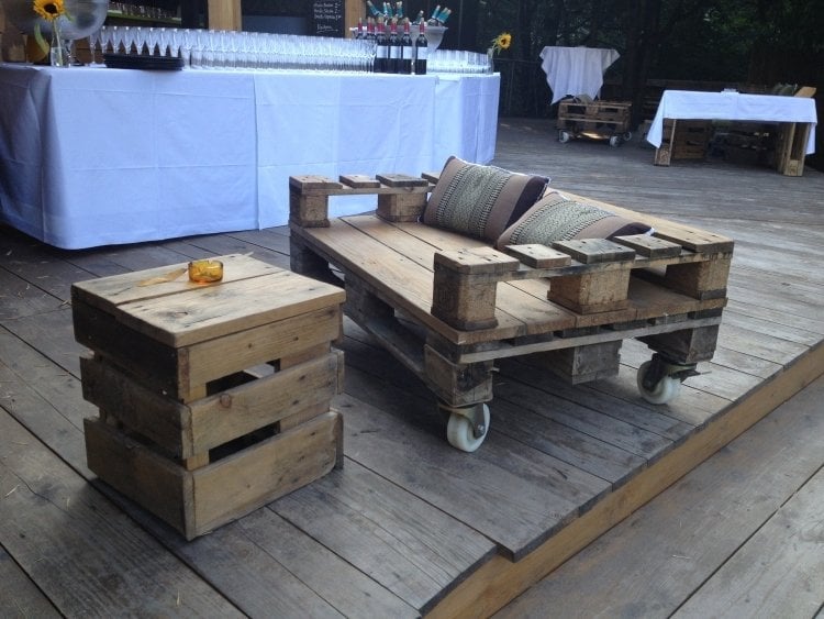 wooden euro pallets armchair coffee table Roller Cushion Garden gartenpary