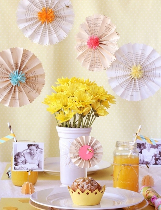 ideas for table decorations mothers paper flowers