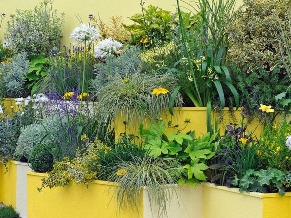 creative flowerpots Creating Garden