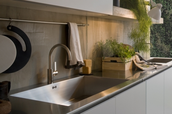 gamma Kitchen Collection stainless steel sink LED Halogen