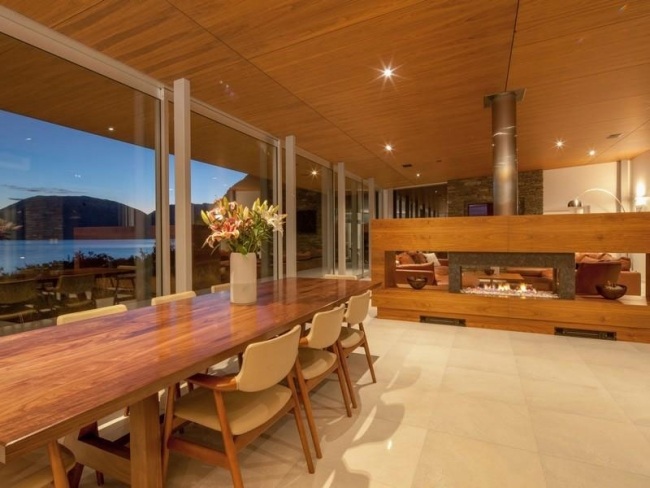 wood material accent Seeblick in New Zealand