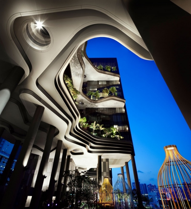 terassen design Parkroyal designer hotel in Singapore