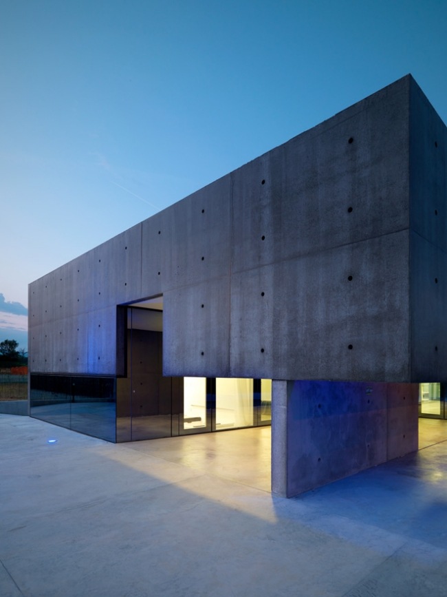 modern architecture Italy House-concrete Matteo Casari architetti