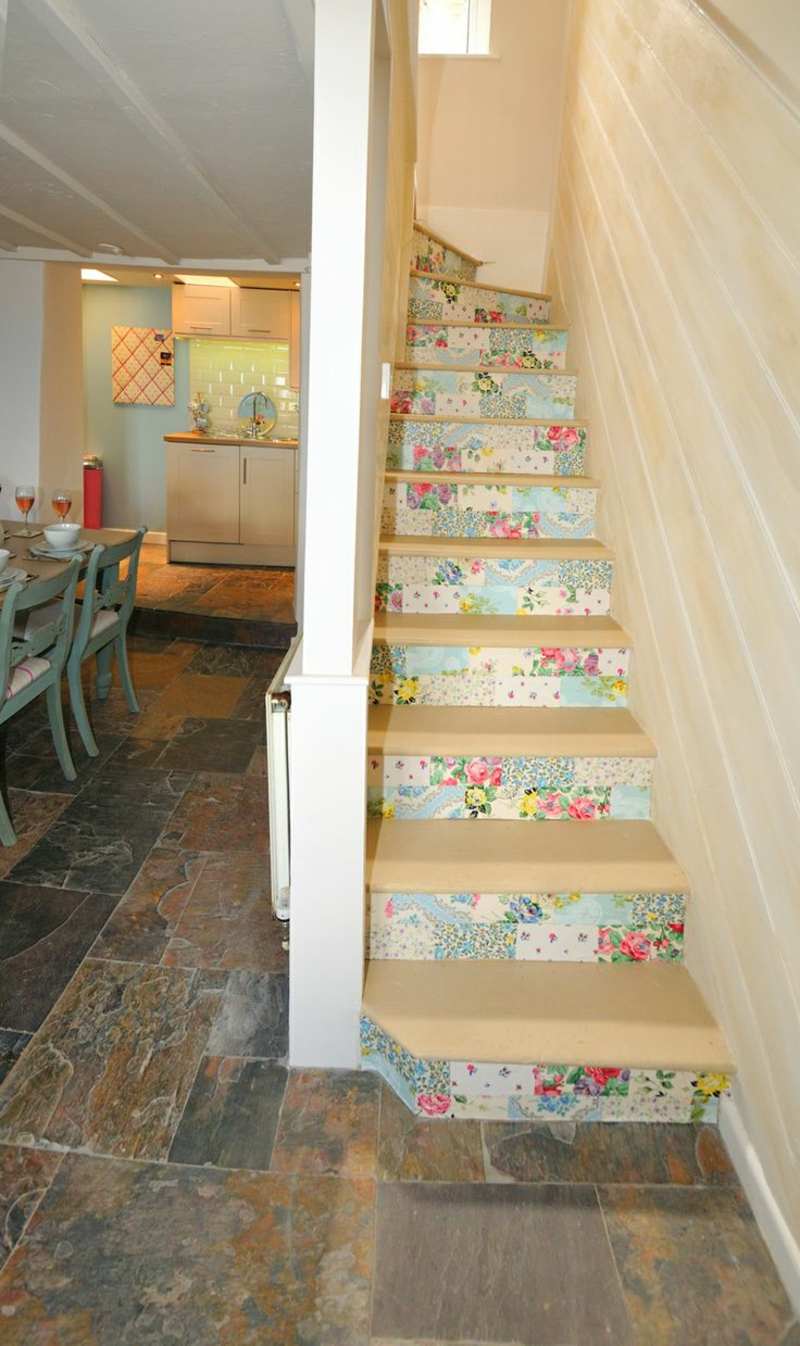 stair decorate romantic floral motifs wallpaper Stone Tiles Kitchen