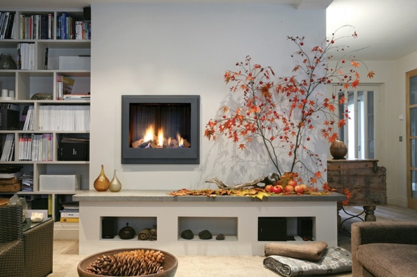 Das moderne Kamin Design bietet attraktives Flammenbild