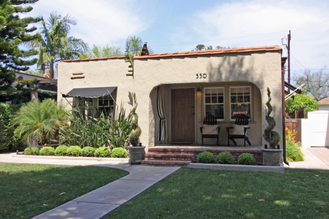 Haus mit Flachdach - Trendige Dachkonstruktion mit langer Tradition