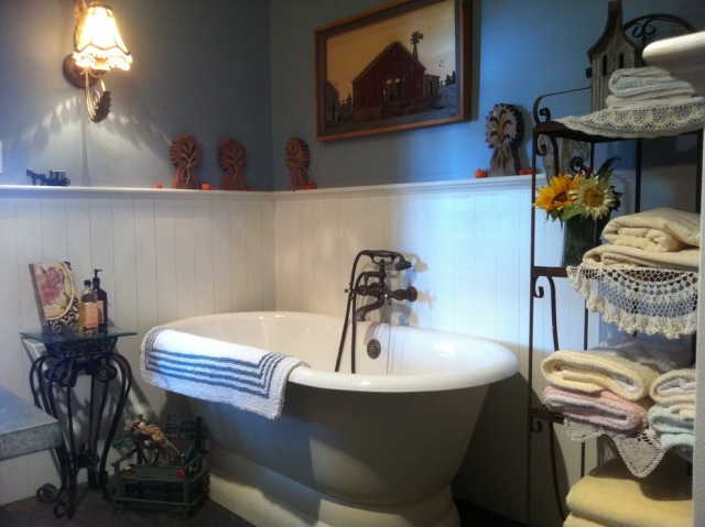 Vintage Bad Einrichtung für ein besonderes Badeerlebnis