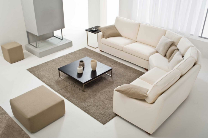 Eckcouch als stilvolles und elegantes Herzstück im Wohnzimmer