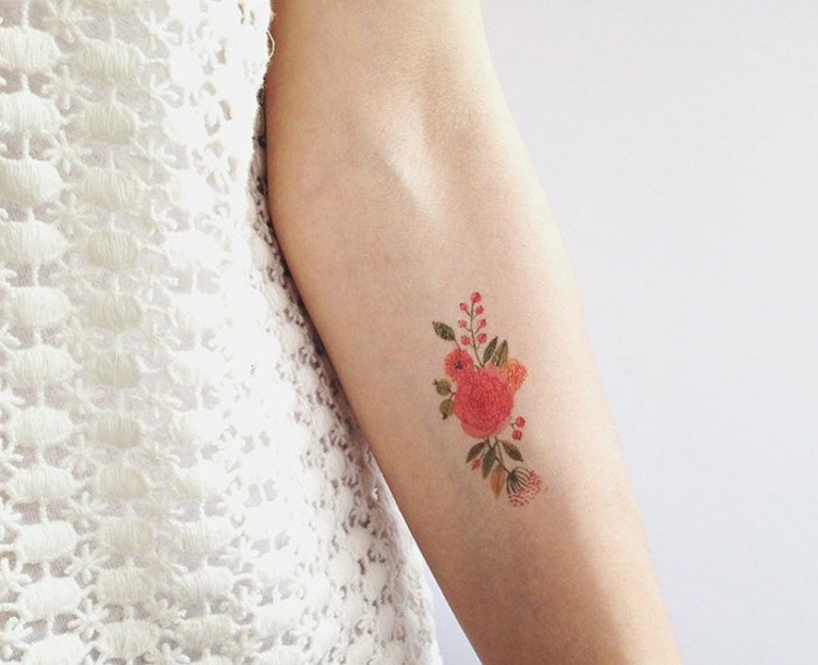 30 Blumen Tattoo Motive im trendigen Wasserfarben Look