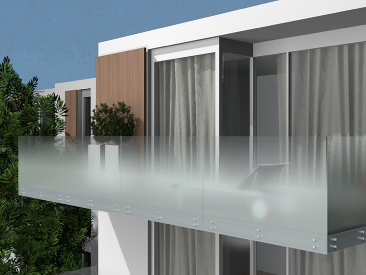 satin-glas-innen-aussen-balkon-glasgelaender-design