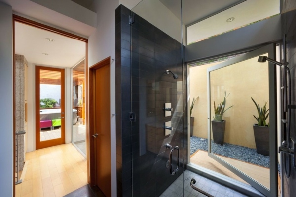 elegantes Strandhaus - gemütliches Badezimmer