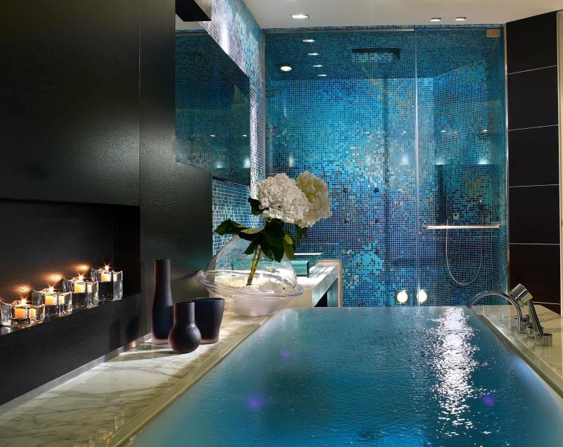 Die luxuriösen Badezimmer - Entspannung-Farbe-blaue-Mosaik