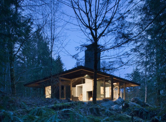 moderne Hütte - kleines Hofhaus- vorne - nacht
