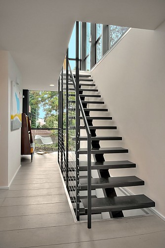ein modernes innovatives Treppenhaus 