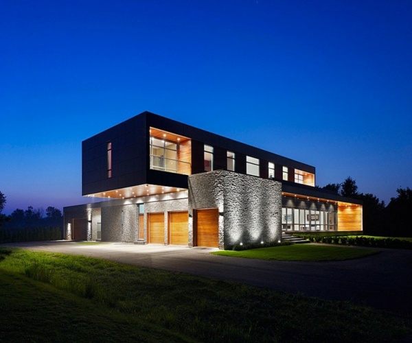 minimalistisches Haus - elegante Beleuchtung