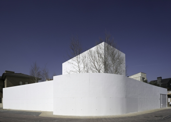 ein minmalistisches Haus in Spanien - Fassade
