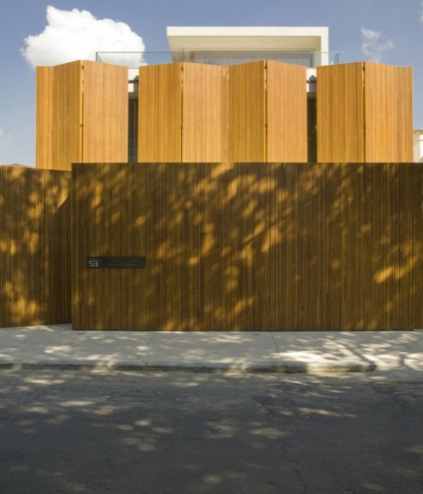 minimalistishes Design  - eine Holzwand