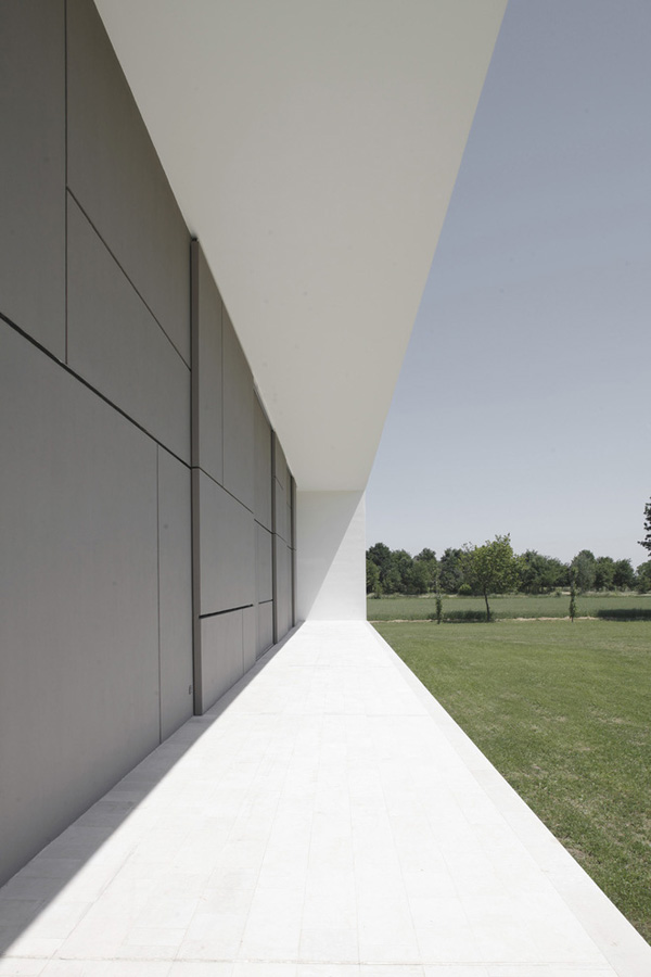 Italienische Hausarchitektur minimalistisches hausdesign - ausblick