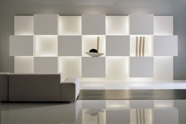 Moderne Bücherregale -weiss-indirekte-beleuchtung-led-quadrate