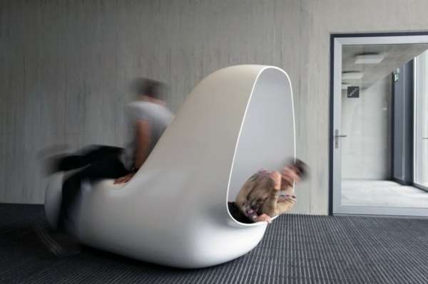 innovatives Möbeldesign - der Schalfkasten - vorne