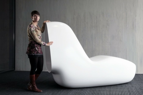 innovatives Möbeldesign - Bett und Sessel