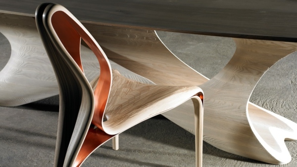 futuristisches Holzstuhl Design von Joseph Walsh