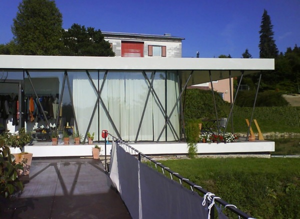 interessante minimalistische Architektur - Glaswand
