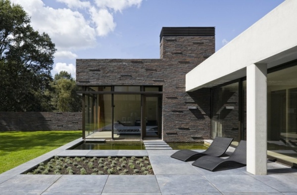minimalistische Architektur - im Hof