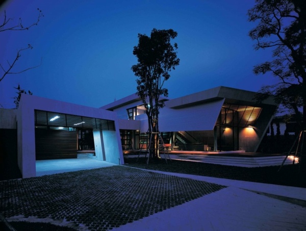 minimalistisches Hausdesign in Thailand von Vaslab Architekten