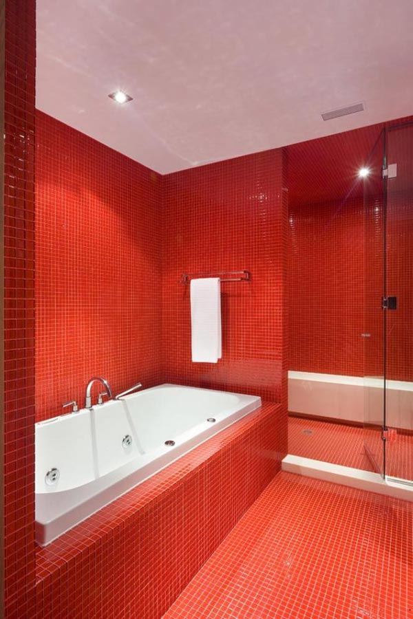 interessante Dekorationsidee - ein rotes Badezimmer