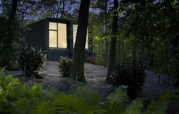 Architektur-Container-Studio im Wald