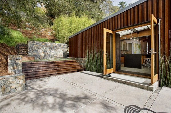 Moderne Holzarchitektur in San Francisco -tür