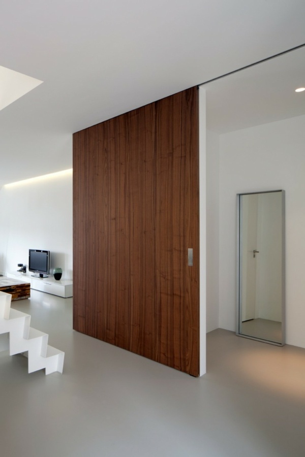 Holzwand -stilvolle elegante Inneneinrichtung