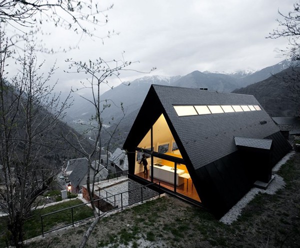 minimalistisches spanisches Landhaus - Dach