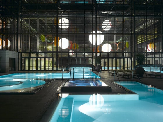 Spa Hotel in Italien - modernes Schwimmbad
