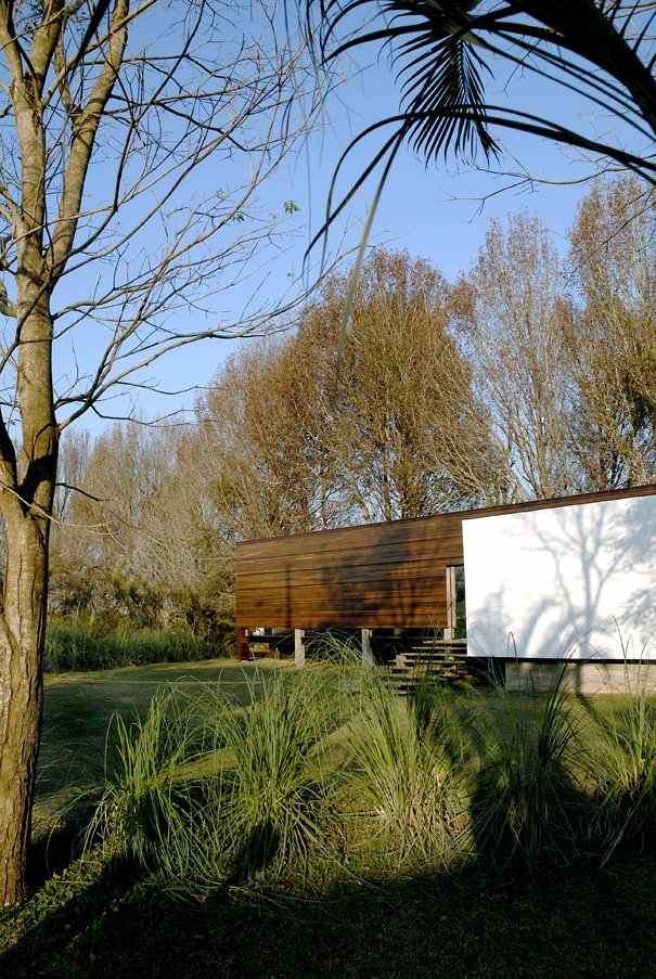 modernes minimalistisches Haus in Brazilien