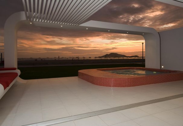 ein minimalistisches Anwesen - interessante Architektur mit Pool