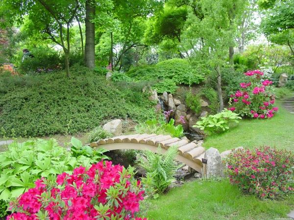 Blumen-japanischer-Garten-Gestaltung