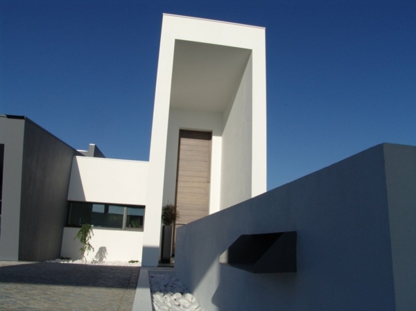 moderne weiße Fassade
