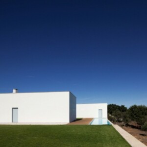 einstöckiges-modernes-Haus-Portugal