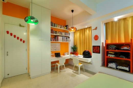 Appartement in Hong Kong -modernes-Interieur-grüner Kronleuchter