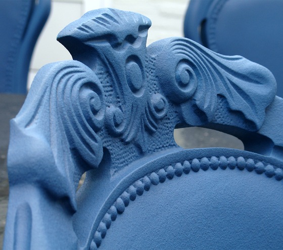 blauer Stuhl - Detail