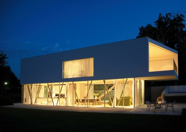 modernes minimalistisches Haus