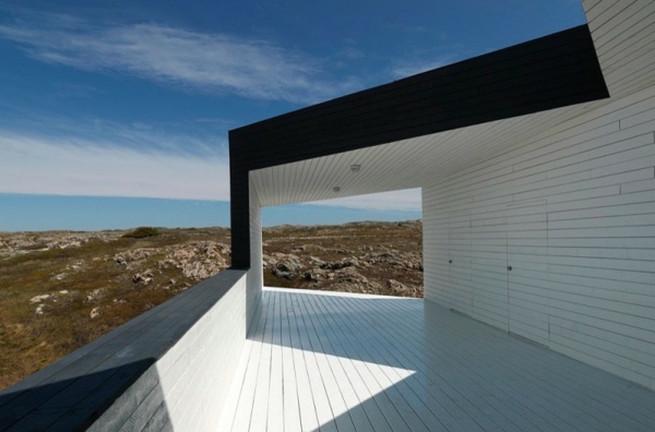 minimalistische Architektur - weiße Terrasse