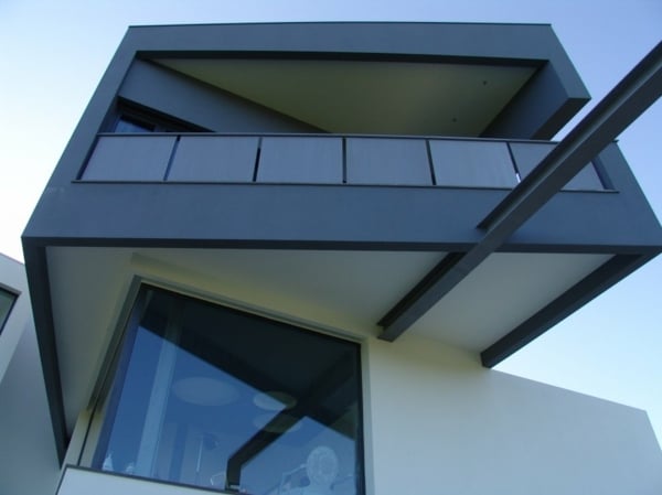 innovativer Bau - moderne  Terrasse