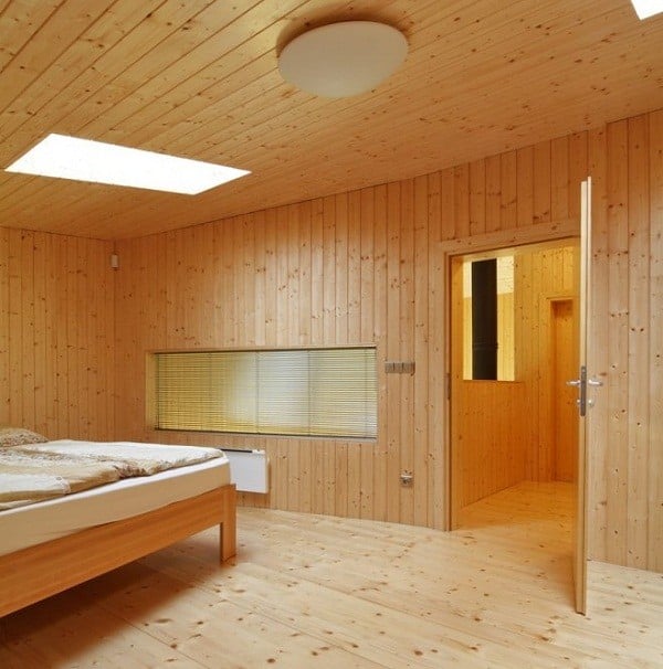 modernes-Schlafzimmer-Holzwand