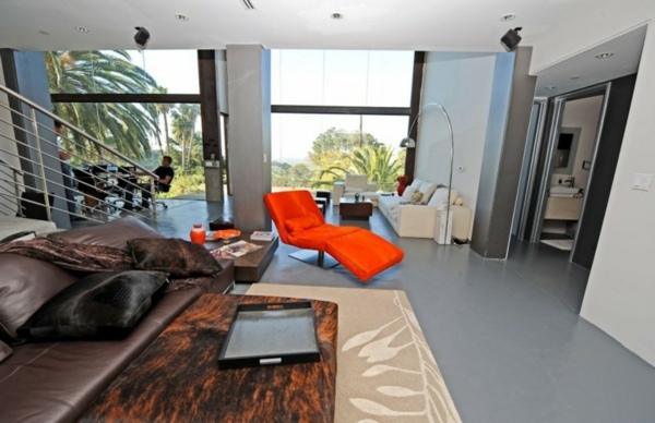 orange-farbige-Sessel-Wohnzimmer