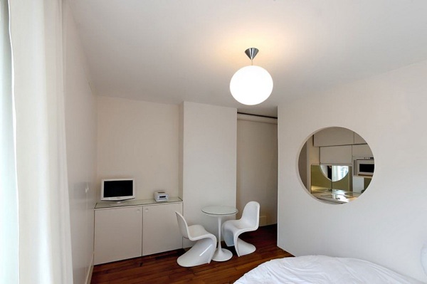 weiße Kleinwohnung - Möbel Design Idee