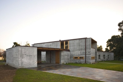 Betonhaus-Holzelemente-Portugal